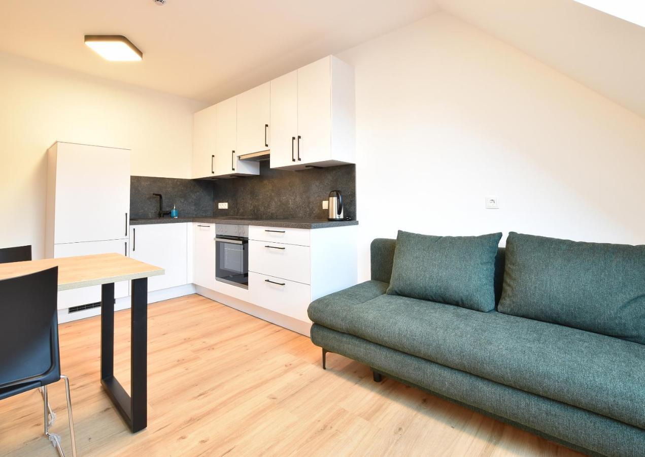 Myquartier Central City Suites Инсбрук Екстериор снимка