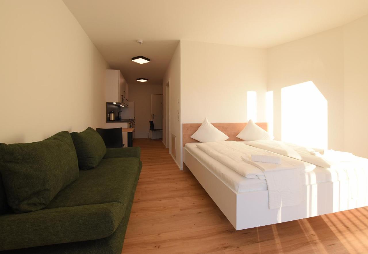 Myquartier Central City Suites Инсбрук Екстериор снимка
